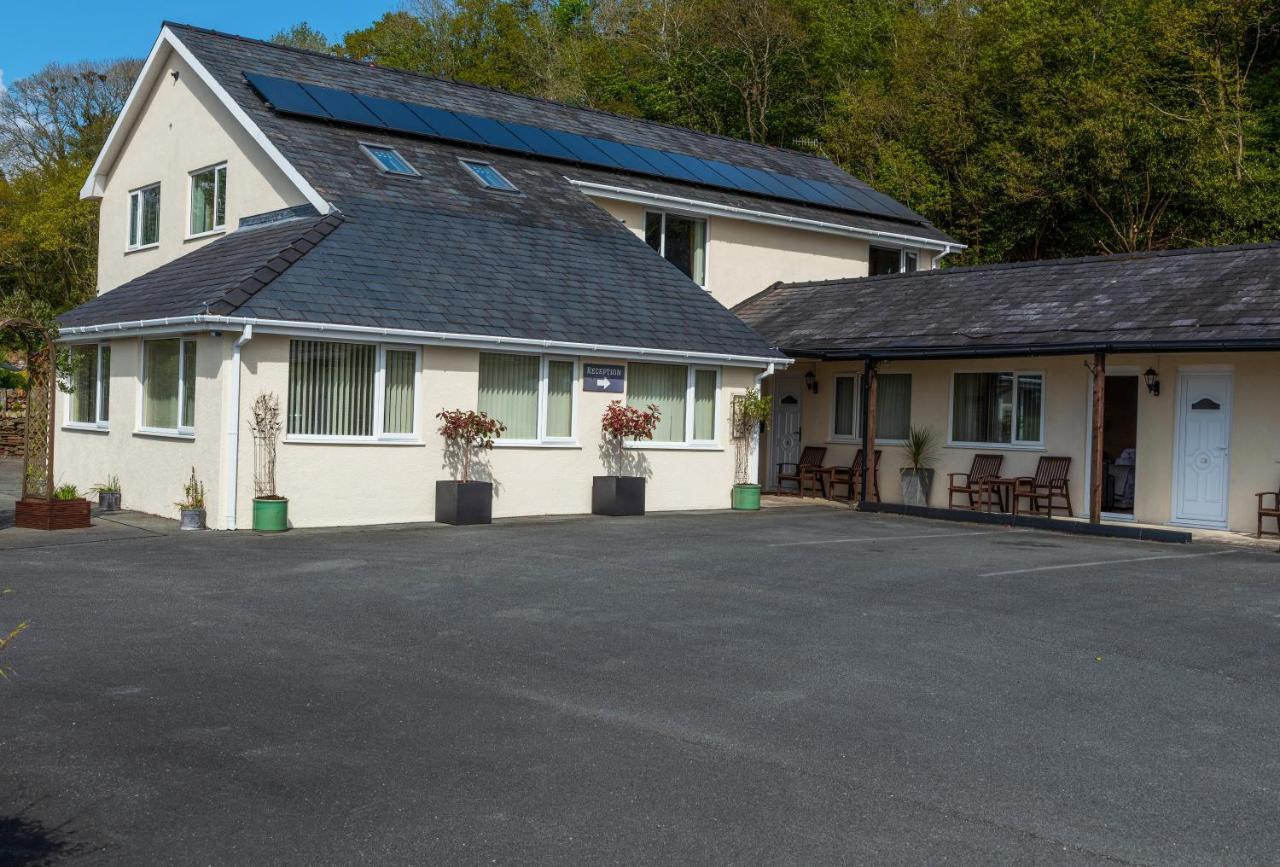 Estuary Lodge Motel B&B Talsarnau Eksteriør bilde